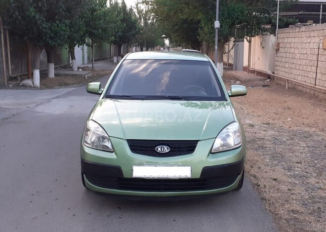 Kia Rio 2005, 490,000 km - 1.5 l - Biləsuvar