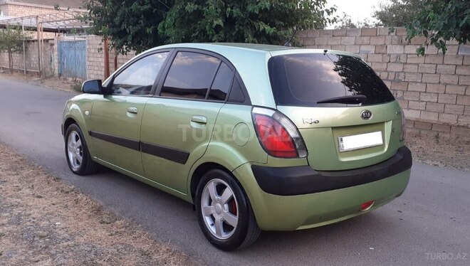 Kia Rio 2005, 490,000 km - 1.5 l - Biləsuvar
