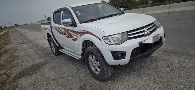 Mitsubishi L200 2014, 300,000 km - 2.5 l - Xaçmaz