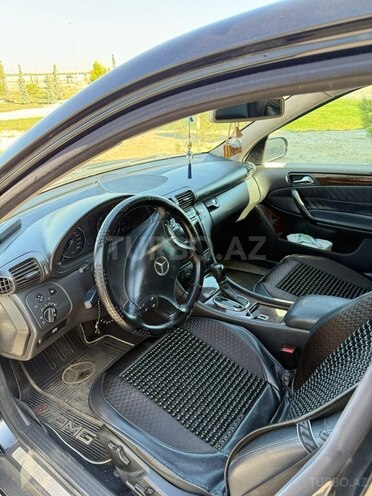 Mercedes C 240 2003, 403,364 km - 2.6 л - Bakı