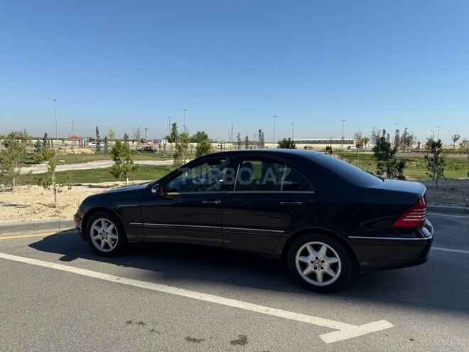 Mercedes C 240 2003, 403,364 km - 2.6 л - Bakı