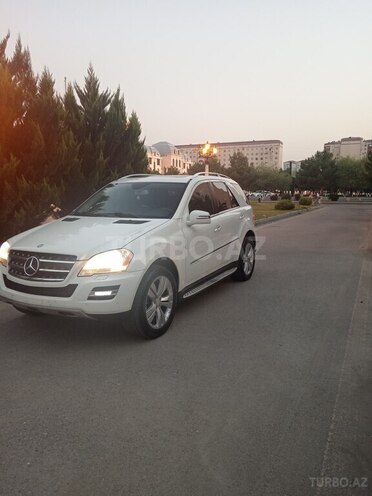 Mercedes ML 350 4MATIC 2010, 272,123 km - 3.5 l - Sumqayıt