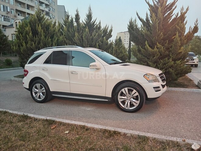 Mercedes ML 350 4MATIC 2010, 272,123 km - 3.5 l - Sumqayıt