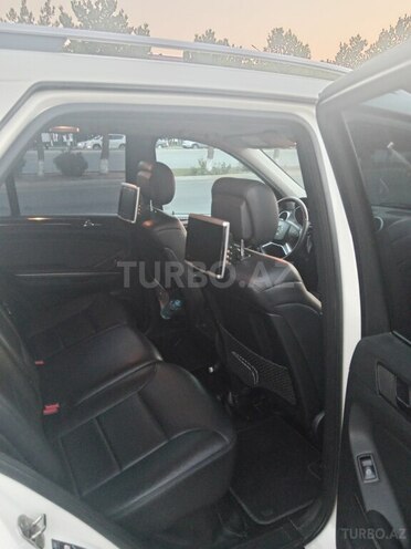 Mercedes ML 350 4MATIC 2010, 272,123 km - 3.5 l - Sumqayıt