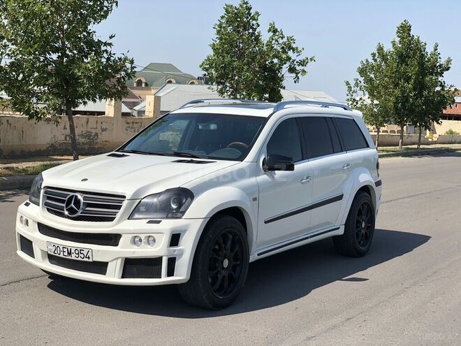 Mercedes  2009, 181,000 km - 6.1 l - Bakı