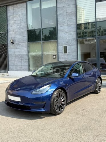 Tesla Model 3 2023, 36,000 km - 0.0 l - Bakı