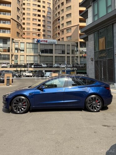 Tesla Model 3 2023, 36,000 km - 0.0 l - Bakı