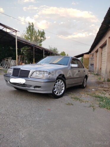 Mercedes C 240 1997, 277,000 km - 2.4 l - Şəki