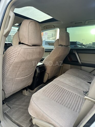 Toyota Land Cruiser Prado 2010, 248,000 km - 2.7 л - Bakı