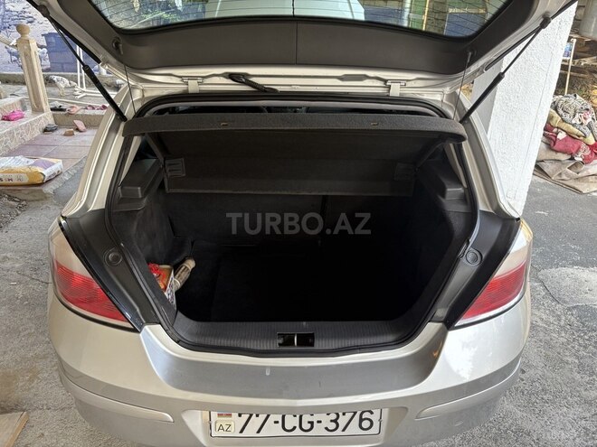 Opel Astra 2006, 207,000 km - 1.4 l - Zaqatala