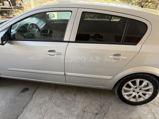 Opel Astra 2006, 207,000 km - 1.4 l - Zaqatala