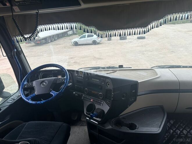 Mercedes Actros 1844 2013, 718,000 km - 4.5 l - Bakı