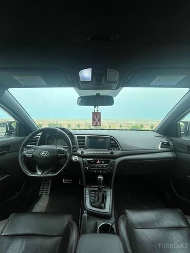 Hyundai Elantra 2018, 130,000 km - 1.6 l - Sumqayıt