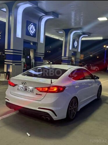 Hyundai Elantra 2018, 130,000 km - 1.6 l - Sumqayıt