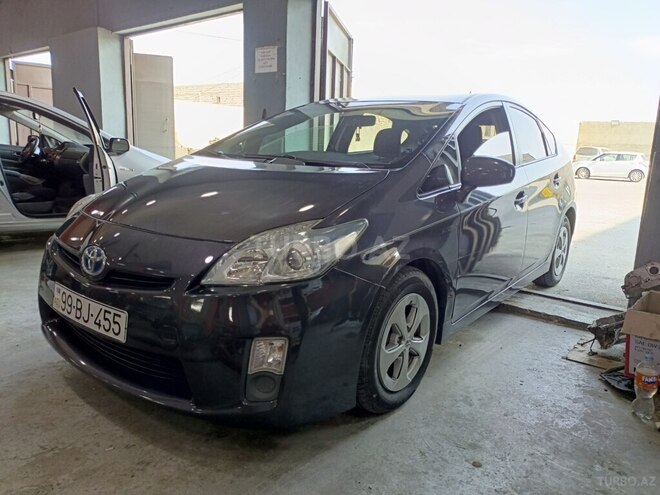 Toyota Prius 2011, 320,000 km - 1.8 l - Bakı