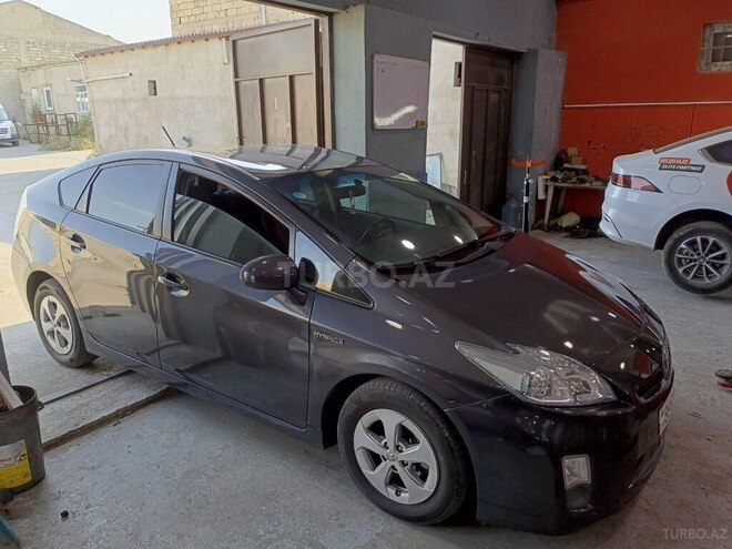 Toyota Prius 2011, 320,000 km - 1.8 l - Bakı