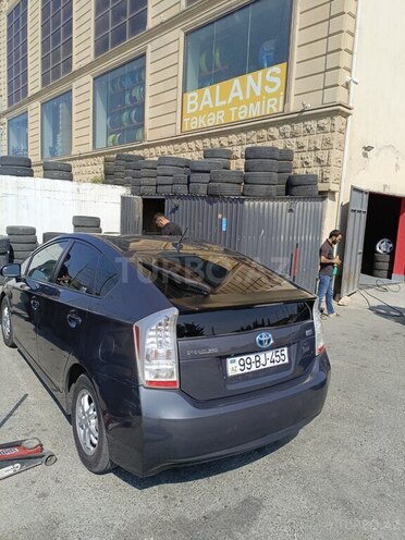 Toyota Prius 2011, 320,000 km - 1.8 l - Bakı