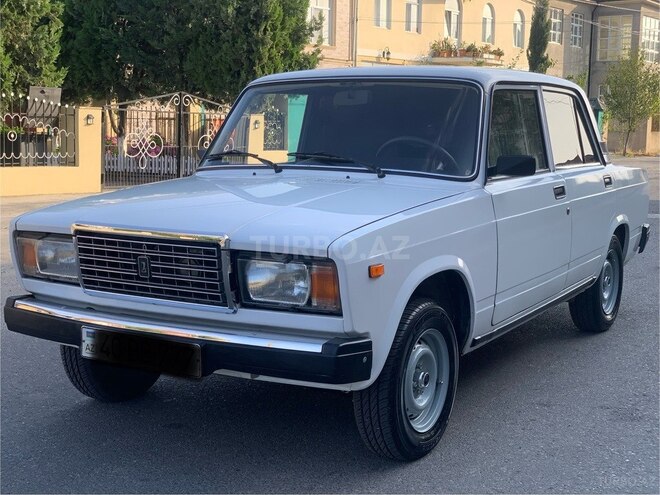 LADA (VAZ) 2107 2007, 170,000 km - 1.6 l - Quba
