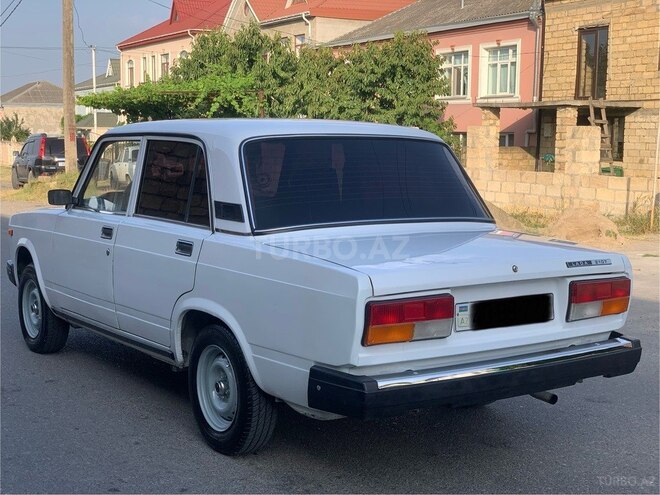 LADA (VAZ) 2107 2007, 170,000 km - 1.6 l - Quba