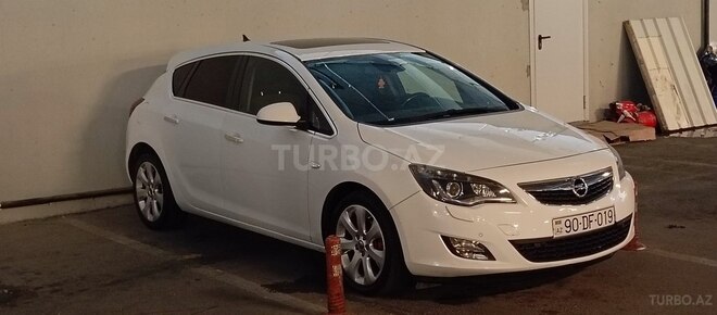 Opel Astra 2012, 179,000 km - 1.6 l - Bakı
