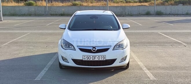 Opel Astra 2012, 179,000 km - 1.6 l - Bakı