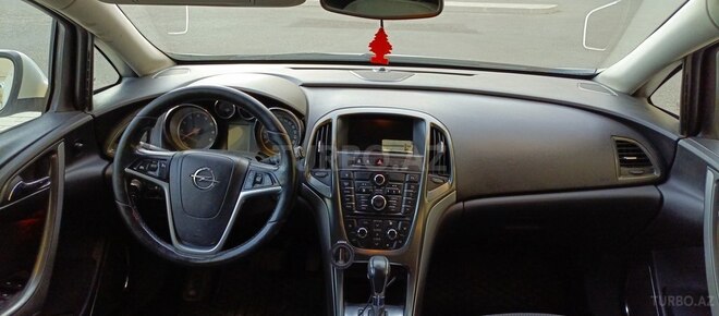 Opel Astra 2012, 179,000 km - 1.6 l - Bakı