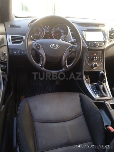 Hyundai Avante 2015, 192,000 km - 1.6 l - Bakı