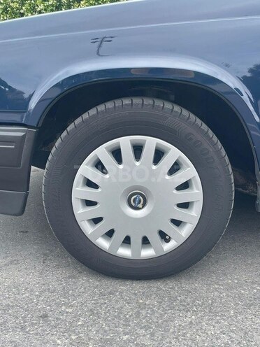 Volvo  1993, 250,000 km - 2.3 l - Bakı