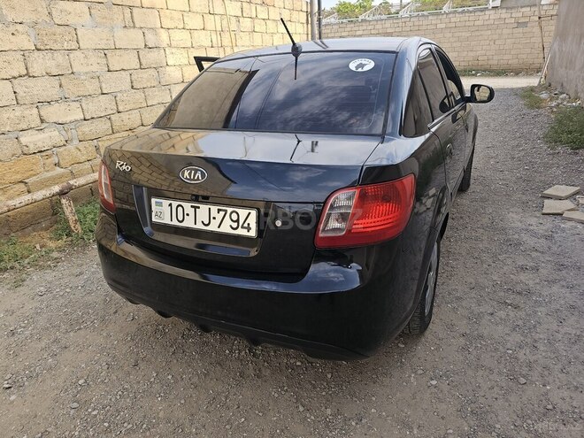 Kia Rio 2010, 250,000 km - 1.4 l - Bakı