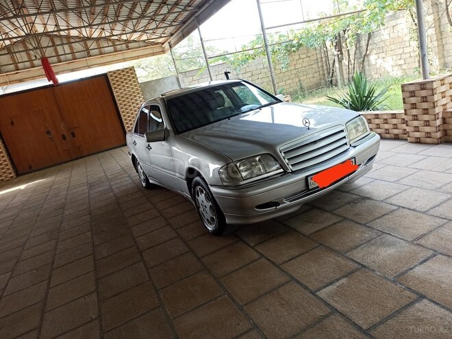 Mercedes C 180 1996, 241,512 km - 1.8 l - Salyan