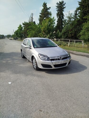 Opel Astra 2004, 203,000 km - 1.4 l - Qax