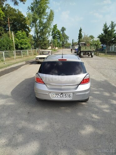 Opel Astra 2004, 203,000 km - 1.4 l - Qax