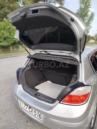 Opel Astra 2004, 203,000 km - 1.4 l - Qax