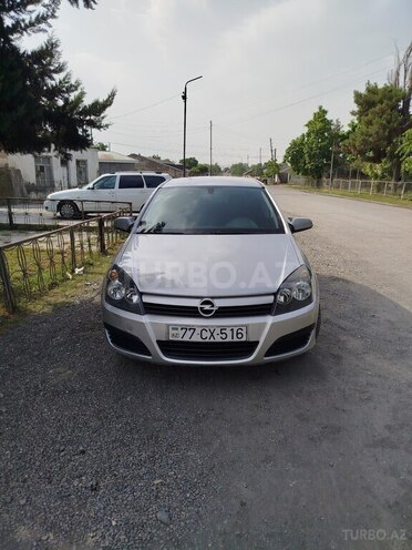 Opel Astra 2004, 203,000 km - 1.4 l - Qax