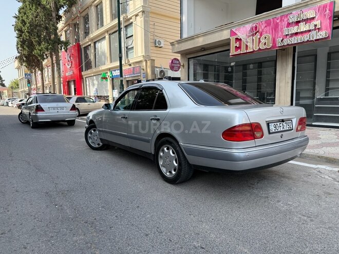 Mercedes E 230 1996, 376,452 km - 2.3 l - Ağstafa