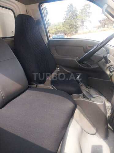 Hyundai H 100 2011, 242,200 km - 2.6 l - Bakı