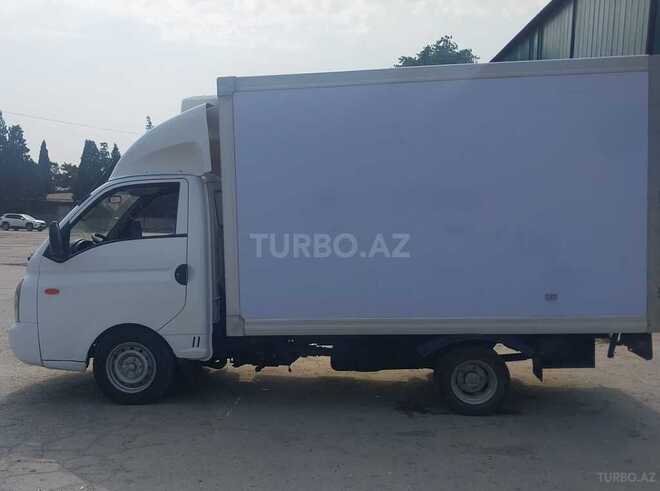 Hyundai H 100 2011, 242,200 km - 2.6 l - Bakı