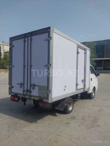 Hyundai H 100 2011, 242,200 km - 2.6 l - Bakı