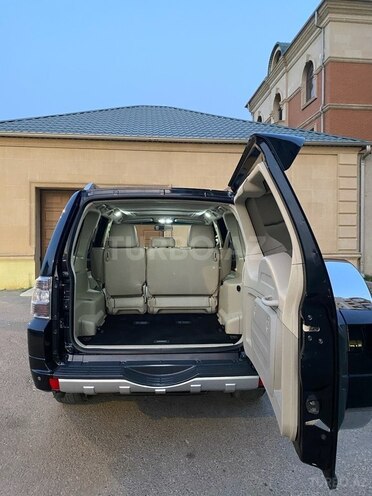 Mitsubishi Pajero 2007, 218,000 km - 3.0 л - Bakı