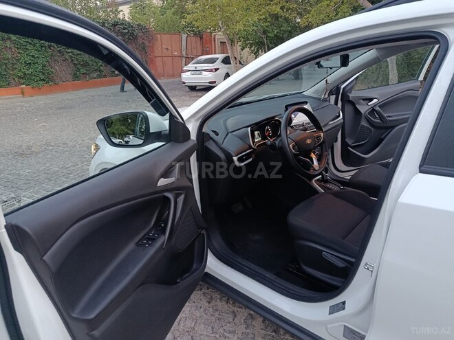 Chevrolet Tracker 2022, 18,100 km - 1.2 l - Bakı