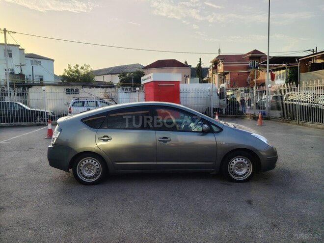 Toyota Prius 2004, 210,000 km - 1.5 l - Bakı