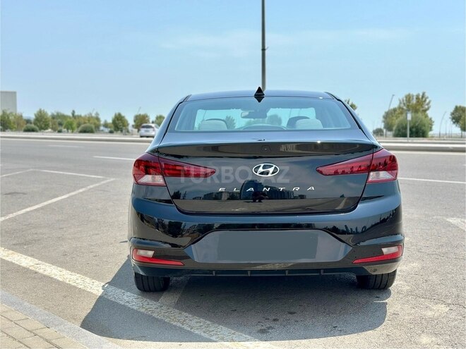 Hyundai Elantra 2020, 710,000 km - 2.0 л - Bakı