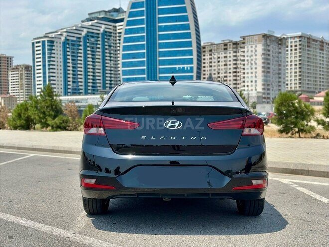 Hyundai Elantra 2020, 710,000 km - 2.0 л - Bakı