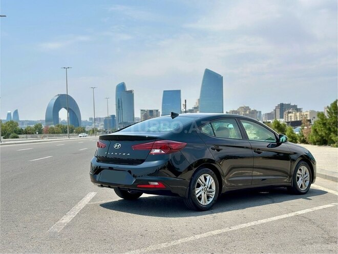 Hyundai Elantra 2020, 710,000 km - 2.0 л - Bakı
