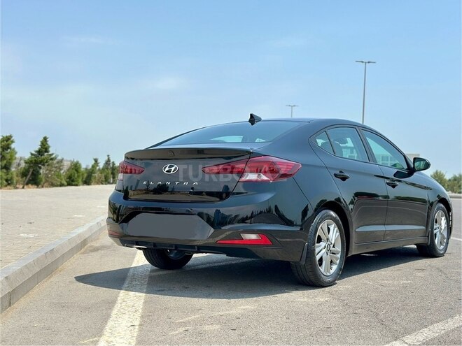 Hyundai Elantra 2020, 710,000 km - 2.0 л - Bakı