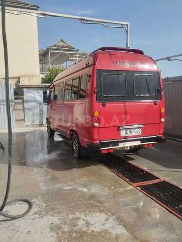 Mercedes 208 D 1993, 227,800 km - 2.9 l - Siyəzən