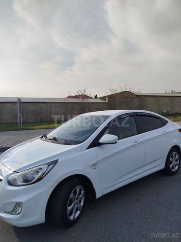 Hyundai Accent 2012, 240,134 km - 1.6 l - Bakı