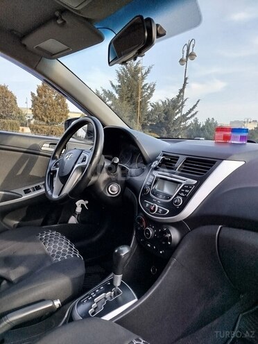 Hyundai Accent 2012, 240,134 km - 1.6 l - Bakı