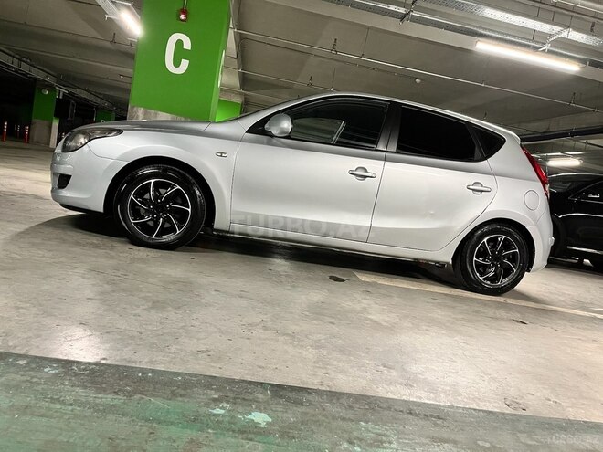 Hyundai i30 2009, 185,000 km - 1.4 l - Bakı