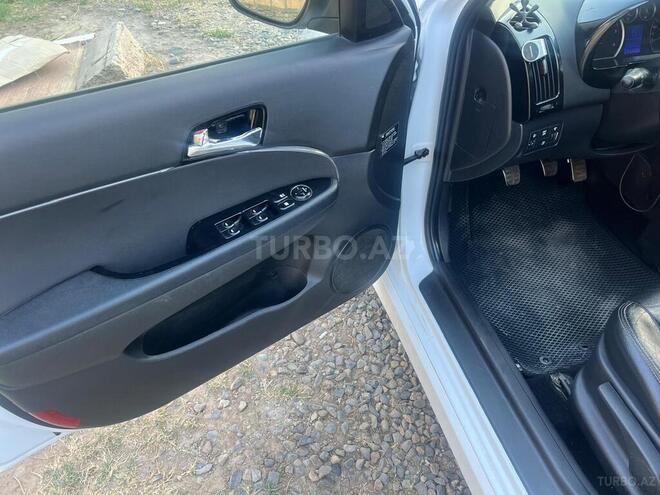 Hyundai i30 2010, 300,000 km - 1.6 l - Gəncə